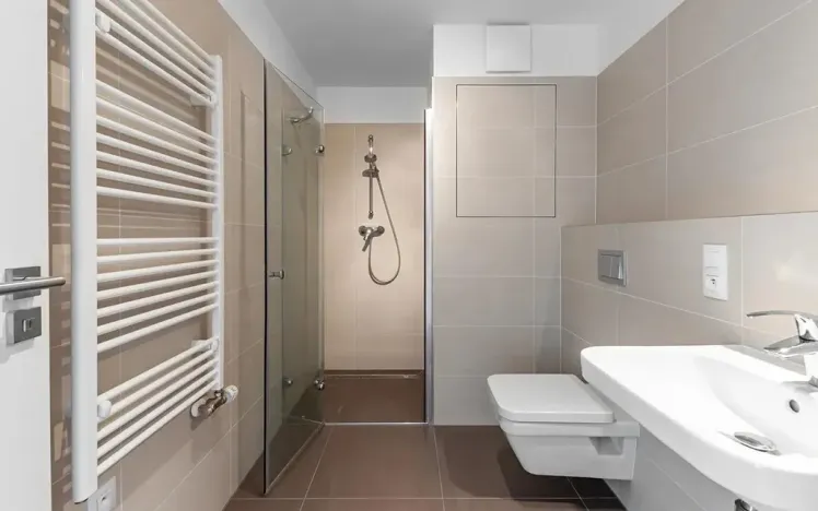 Pronájem bytu 1+kk, Praha - Karlín, Sokolovská, 38 m2