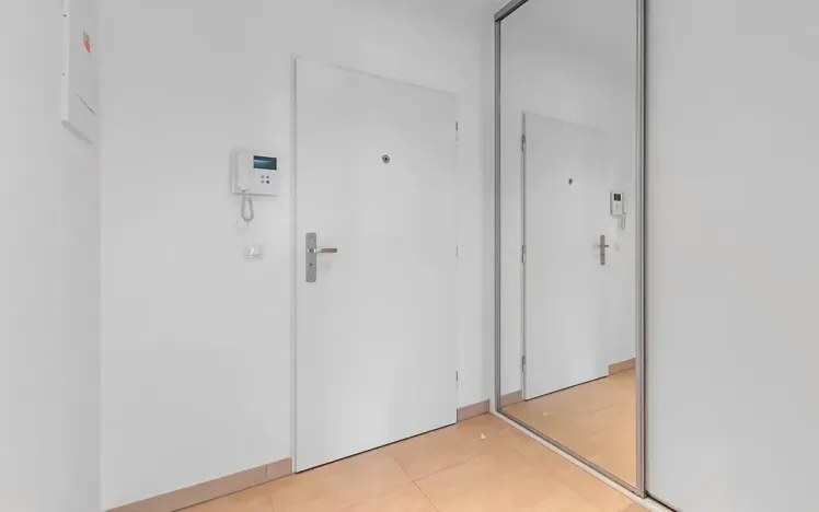 Pronájem bytu 1+kk, Praha - Karlín, Sokolovská, 38 m2