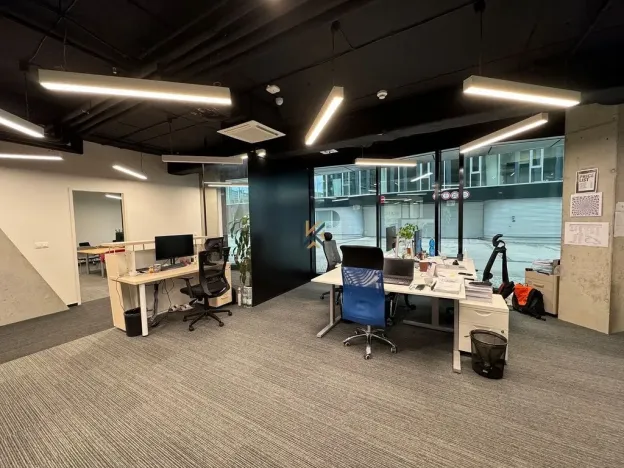 Pronájem obchodního prostoru, Praha - Krč, Na strži, 194 m2