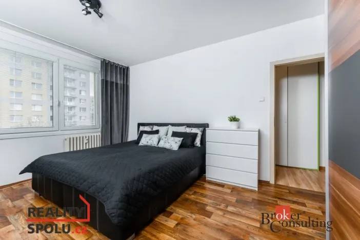 Prodej bytu 2+kk, Pardubice - Zelené Předměstí, nábřeží Závodu míru, 40 m2