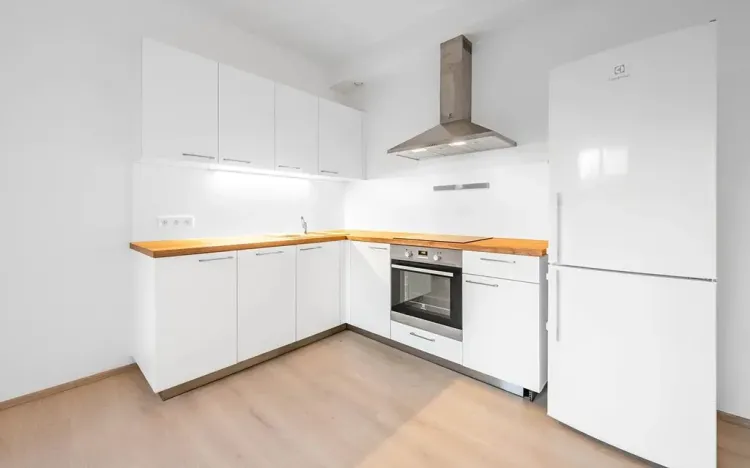Pronájem bytu 1+kk, Praha - Žižkov, Tetauerova, 33 m2