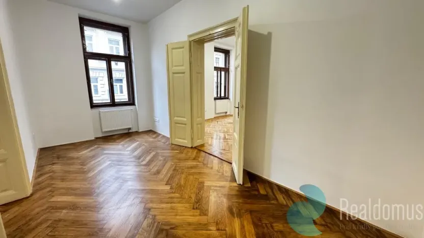 Pronájem bytu 3+kk, České Budějovice, tř. 28. října, 76 m2