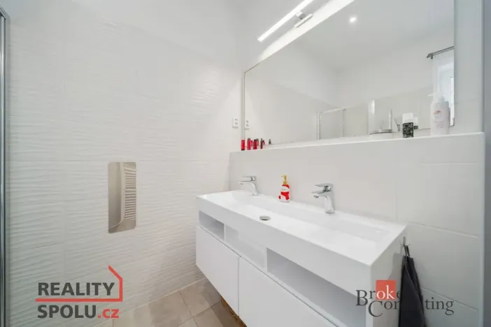 Prodej bytu 3+1, Trutnov - Kryblice, U Kapličky, 121 m2