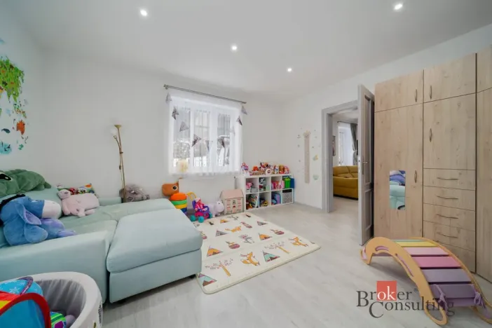 Prodej bytu 3+1, Trutnov - Kryblice, U Kapličky, 121 m2