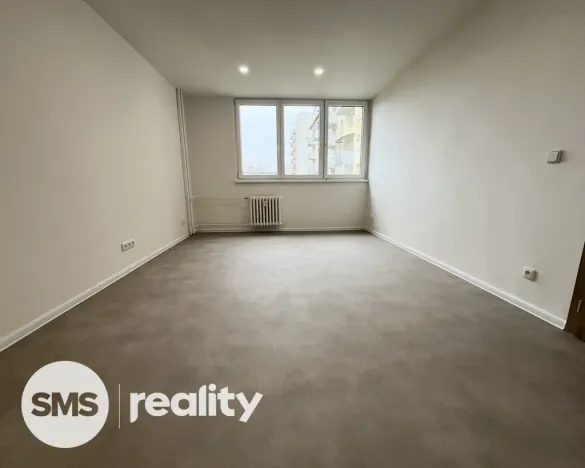 Pronájem bytu 1+1, Opava, Edvarda Beneše, 30 m2