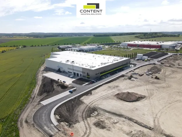 Pronájem výrobních prostor, Ovčáry, 12000 m2