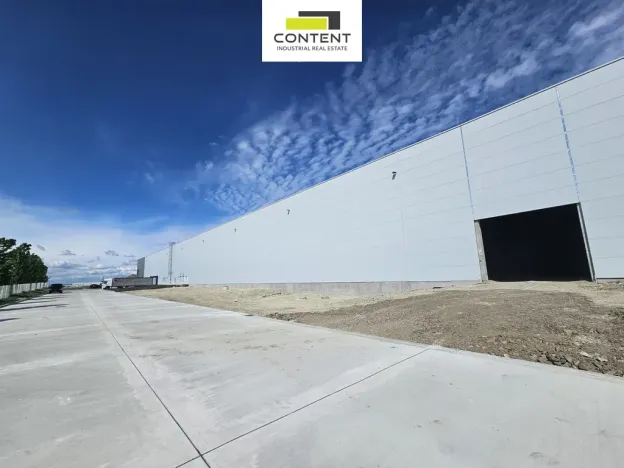 Pronájem výrobních prostor, Ovčáry, 12000 m2