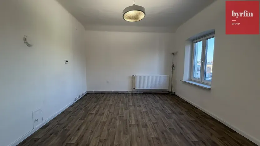 Pronájem bytu 1+1, Opava, Krnovská, 40 m2