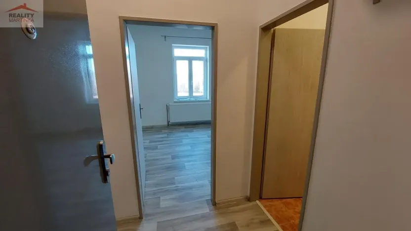 Pronájem bytu 1+kk, Valašské Meziříčí, Husova, 33 m2