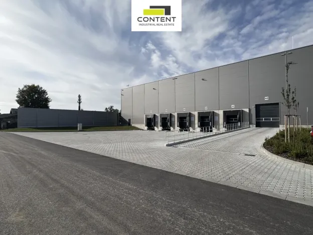 Pronájem skladu, Pardubice - Rosice, Salavcova, 7823 m2