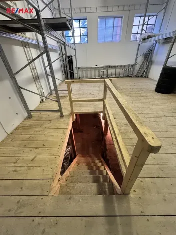 Prodej garáže, Veverská Bítýška, 250 m2