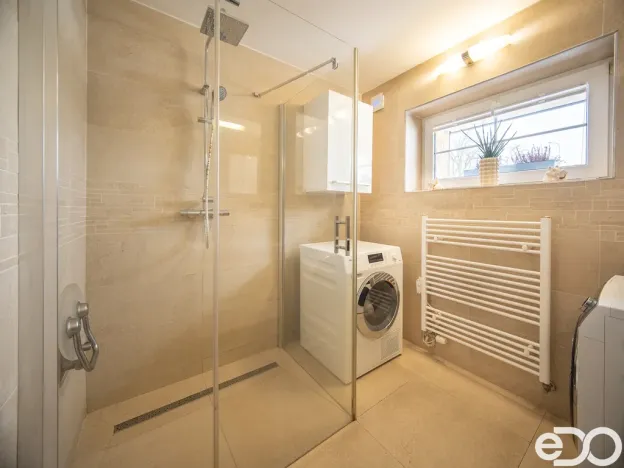 Prodej rodinného domu, Kostomlátky, 5. května, 176 m2