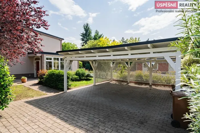 Prodej vily, Praha - Slivenec, Opálová, 282 m2