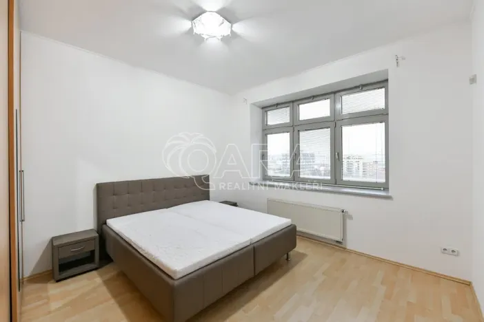 Pronájem bytu 4+kk, Praha - Libeň, Českomoravská, 116 m2