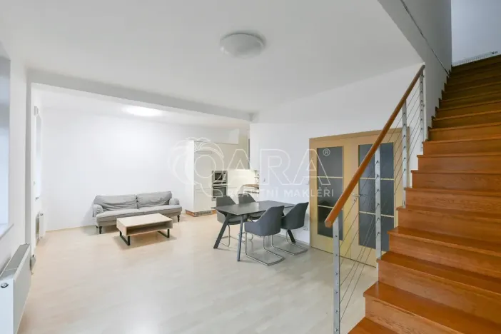 Pronájem bytu 4+kk, Praha - Libeň, Českomoravská, 116 m2