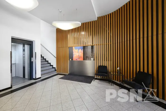 Pronájem kanceláře, Praha - Vysočany, Sokolovská, 64 m2