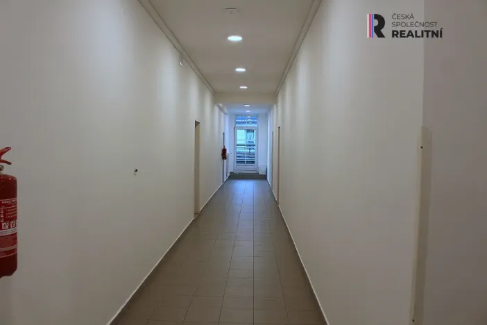 Pronájem kanceláře, Karlovy Vary, T. G. Masaryka, 42 m2