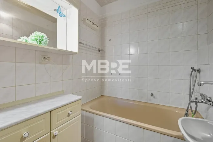 Pronájem bytu 3+1, Dolní Žandov, 85 m2