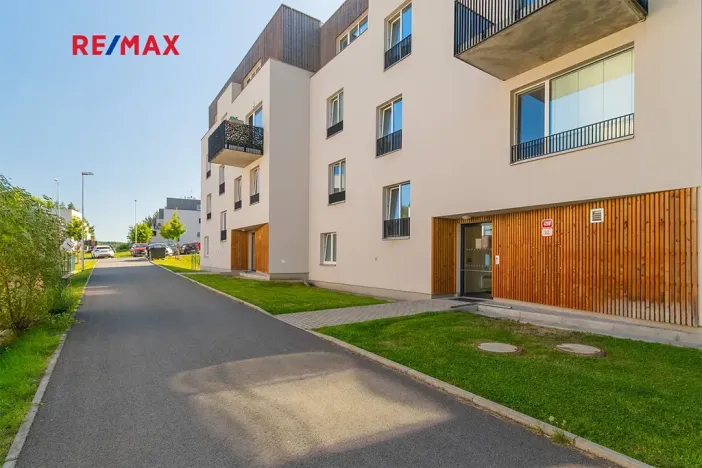 Pronájem bytu 1+kk, Plzeň, K Zelené louce, 40 m2