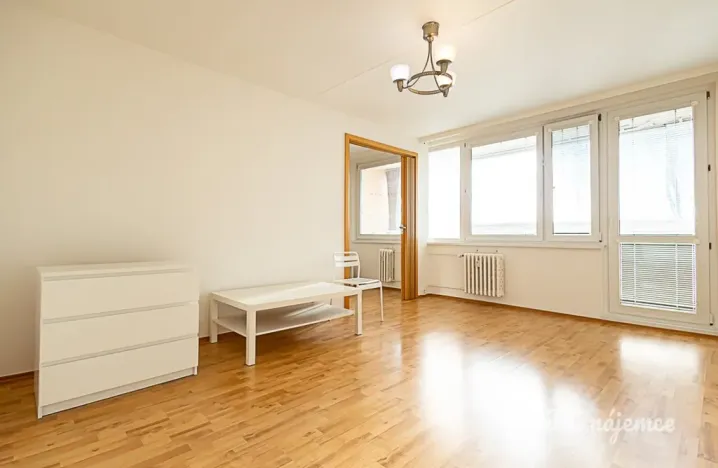 Pronájem bytu 3+1, Praha - Černý Most, Generála Janouška, 77 m2