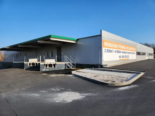 Pronájem výrobních prostor, Cheb, 2435 m2