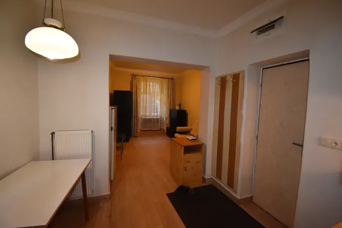 Pronájem bytu 1+1, Nejdek, náměstí Karla IV., 27 m2