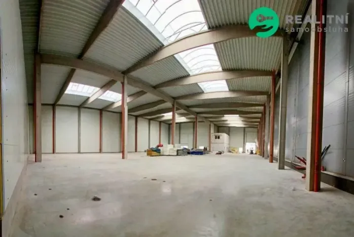 Pronájem skladu, Beroun, 5000 m2