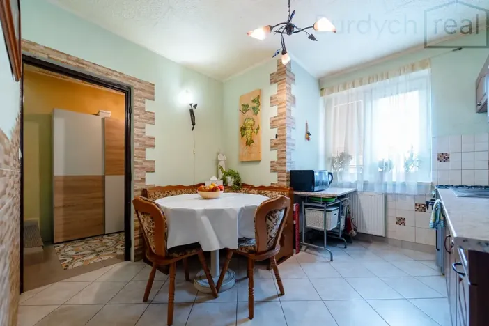 Prodej rodinného domu, Neslovice, Zahrádky, 131 m2