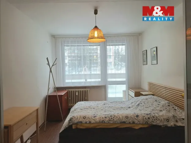 Pronájem bytu 3+1, Praha - Kobylisy, Mirovická, 76 m2