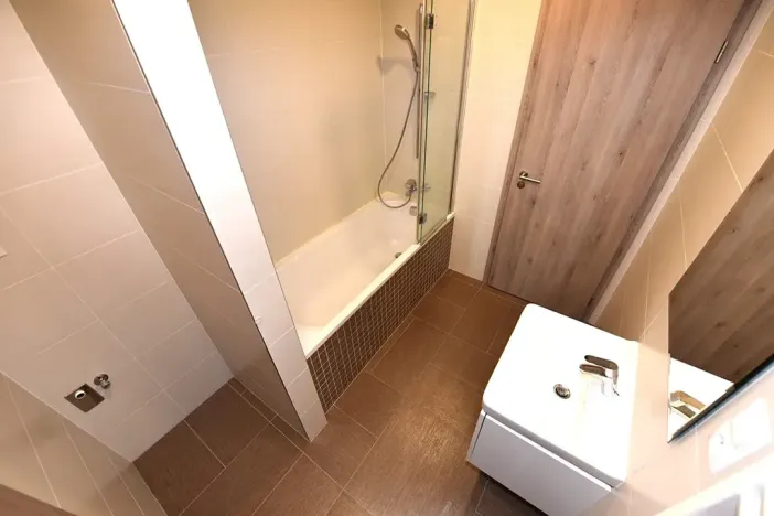 Prodej bytu 2+kk, Praha - Vršovice, Petrohradská, 114 m2