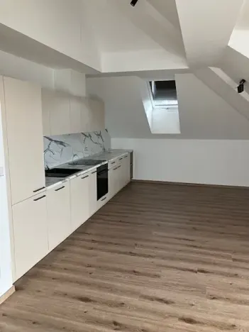 Pronájem bytu 2+kk, Praha - Prosek, Prosecká, 99 m2