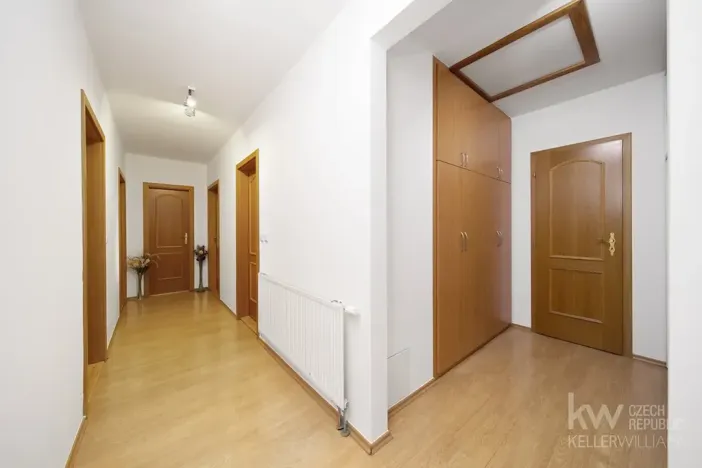 Pronájem rodinného domu, Plzeň, K Řečici, 240 m2