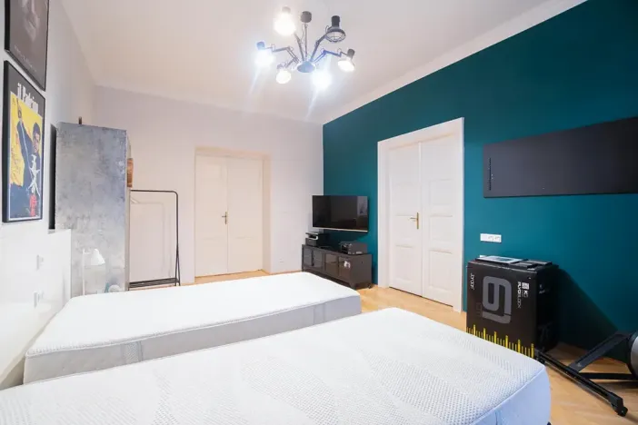 Pronájem bytu 2+1, Praha - Nové Město, Na výtoni, 85 m2