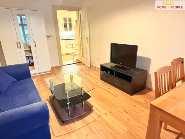 Pronájem bytu 2+1, Praha - Žižkov, Biskupcova, 48 m2