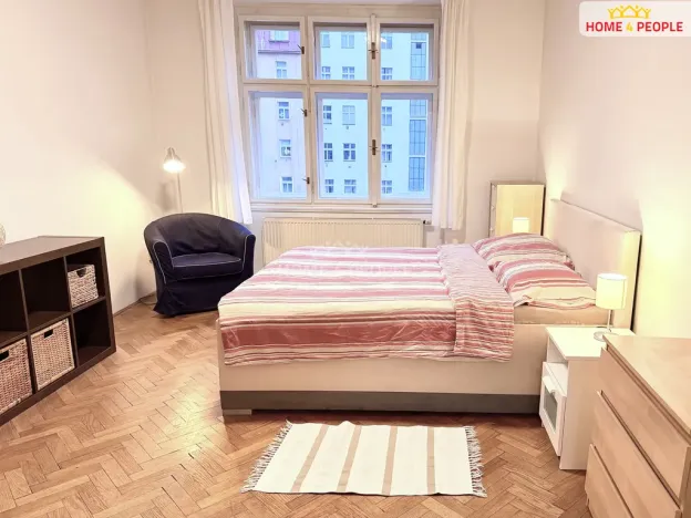 Pronájem bytu 2+1, Praha - Žižkov, Biskupcova, 48 m2