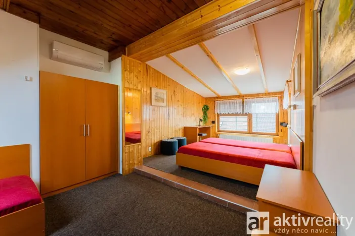 Pronájem bytu 2+kk, Praha - Strašnice, Královická, 54 m2