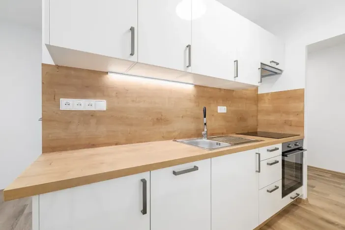 Prodej bytu 3+1, České Budějovice, Lidická tř., 72 m2