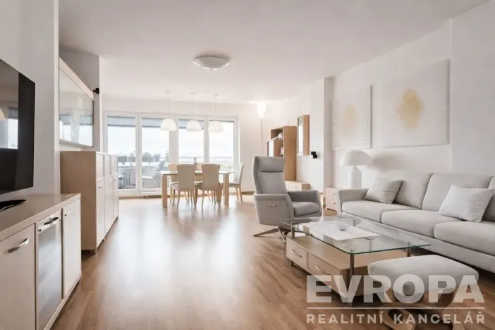 Prodej bytu 3+1, Praha, 133 m2