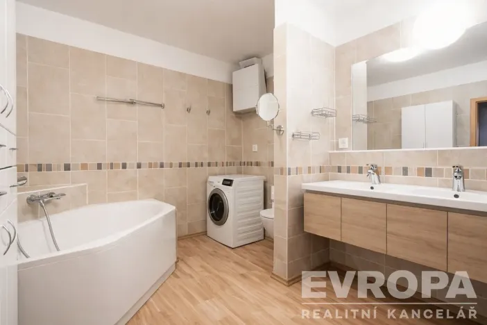 Prodej bytu 3+1, Praha, 133 m2