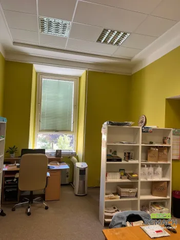 Pronájem kanceláře, Uherské Hradiště, Nádražní, 60 m2