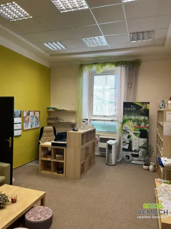 Pronájem kanceláře, Uherské Hradiště, Nádražní, 60 m2
