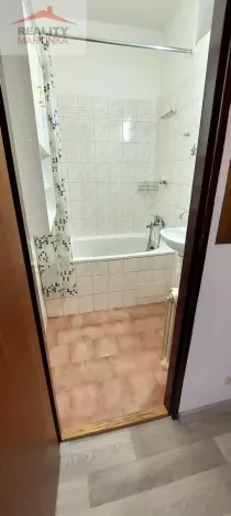 Pronájem bytu 1+kk, Rožnov pod Radhoštěm, Lesní, 21 m2