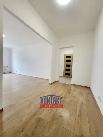 Pronájem bytu 2+1, Kaplice, Linecká, 51 m2