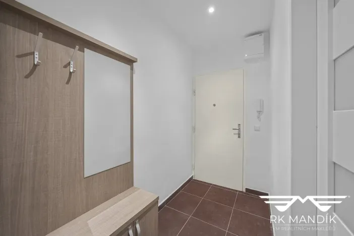 Pronájem bytu 3+kk, Praha - Nusle, Nad studánkou, 74 m2