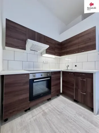 Pronájem bytu 2+kk, Meziboří, nám. 8. května, 54 m2