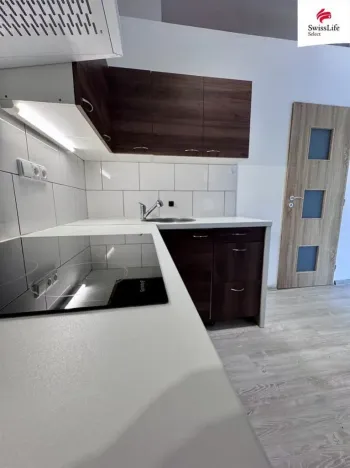 Pronájem bytu 2+kk, Meziboří, nám. 8. května, 54 m2