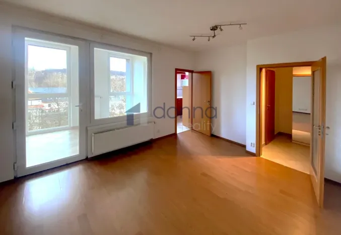 Pronájem bytu 2+1, Praha, Nademlejnská, 39 m2