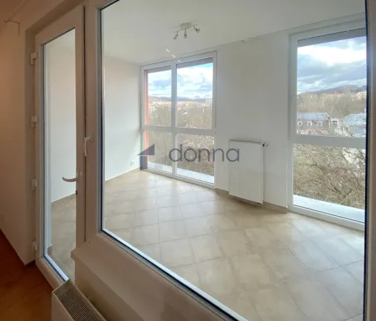 Pronájem bytu 2+1, Praha, Nademlejnská, 35 m2