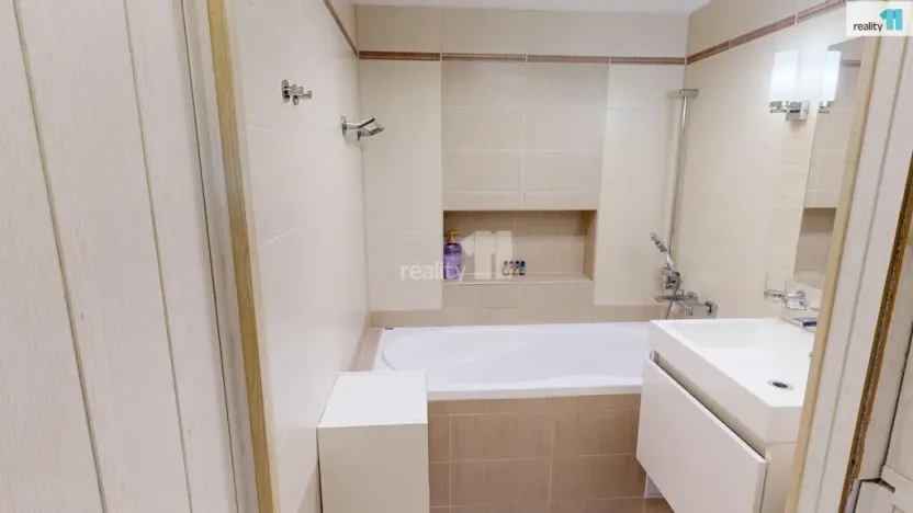 Prodej bytu 3+1, Humpolec, Lužická, 69 m2