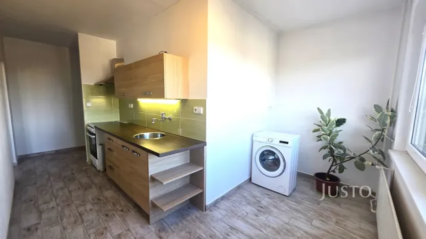 Prodej bytu 2+1, Protivín, B. Němcové, 58 m2